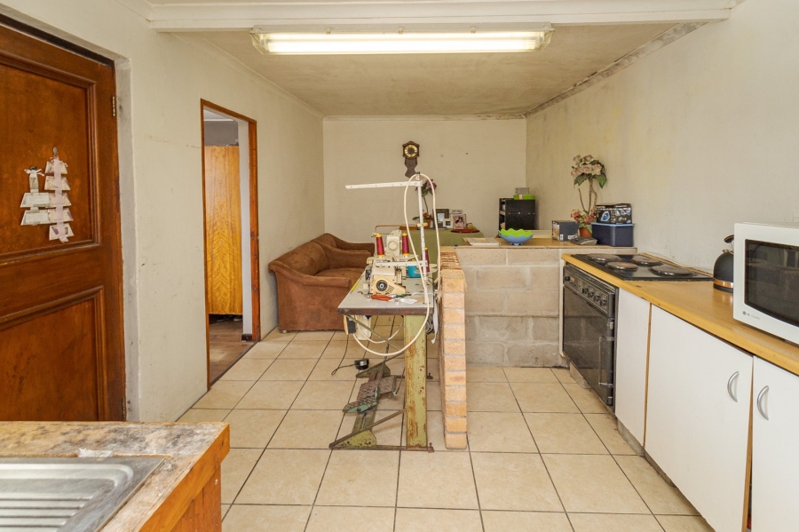 2 Bedroom Property for Sale in Voorbrug Western Cape